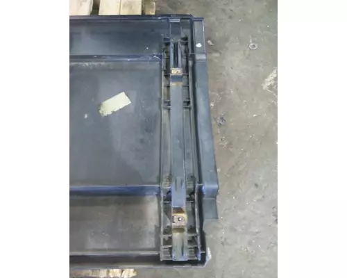 FREIGHTLINER CASCADIA 125 CAB SKIRTSIDE FAIRING