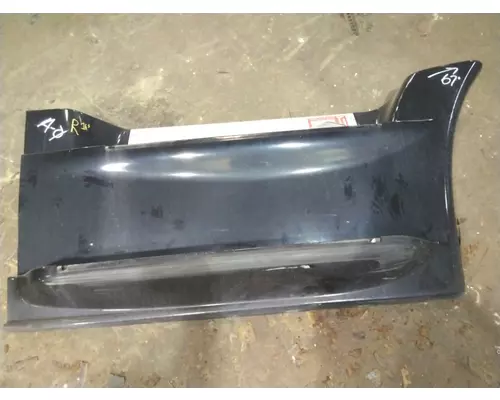 FREIGHTLINER CASCADIA 125 CAB SKIRTSIDE FAIRING