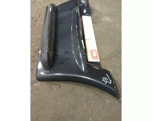 FREIGHTLINER CASCADIA 125 CAB SKIRTSIDE FAIRING