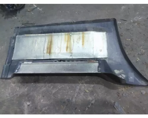 FREIGHTLINER CASCADIA 125 CAB SKIRTSIDE FAIRING