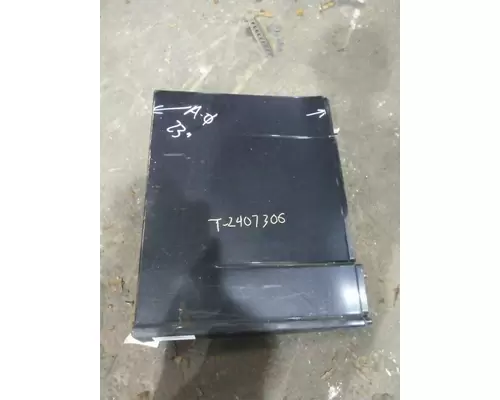 FREIGHTLINER CASCADIA 125 CAB SKIRTSIDE FAIRING