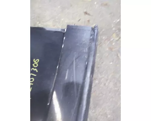 FREIGHTLINER CASCADIA 125 CAB SKIRTSIDE FAIRING