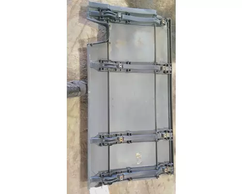 FREIGHTLINER CASCADIA 125 CAB SKIRTSIDE FAIRING