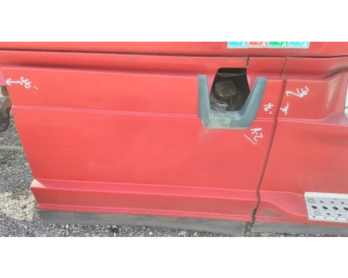 FREIGHTLINER CASCADIA 125 CAB SKIRTSIDE FAIRING