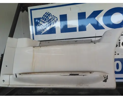FREIGHTLINER CASCADIA 125 CAB SKIRTSIDE FAIRING