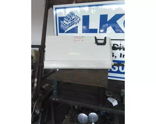 FREIGHTLINER CASCADIA 125 CAB SKIRTSIDE FAIRING