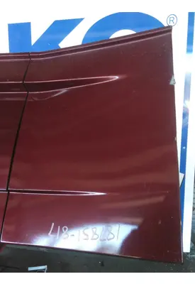 FREIGHTLINER CASCADIA 125 CAB SKIRT/SIDE FAIRING