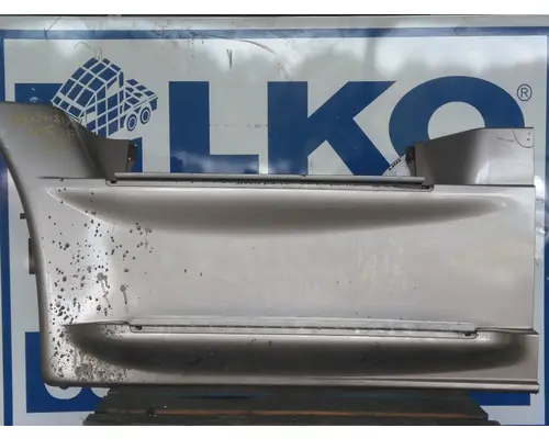 FREIGHTLINER CASCADIA 125 CAB SKIRTSIDE FAIRING