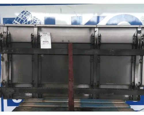 FREIGHTLINER CASCADIA 125 CAB SKIRTSIDE FAIRING