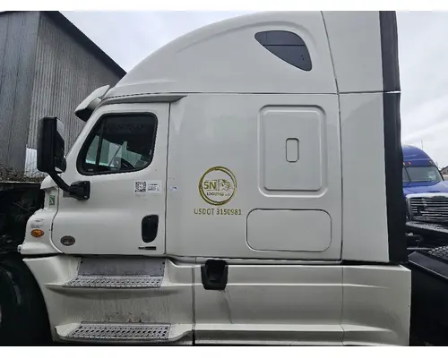 FREIGHTLINER CASCADIA 125 CAB