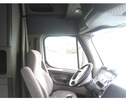 FREIGHTLINER CASCADIA 125 CAB