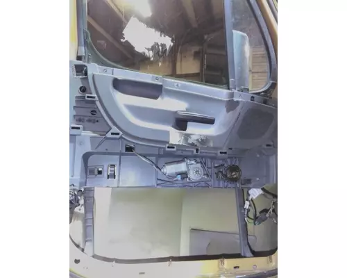 FREIGHTLINER CASCADIA 125 CAB