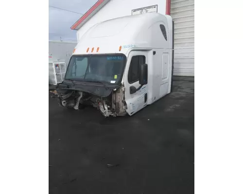 FREIGHTLINER CASCADIA 125 CAB