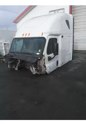 FREIGHTLINER CASCADIA 125 CAB