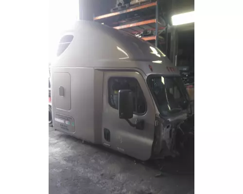 FREIGHTLINER CASCADIA 125 CAB
