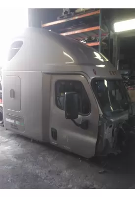 FREIGHTLINER CASCADIA 125 CAB