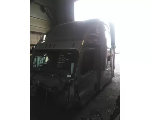 FREIGHTLINER CASCADIA 125 CAB