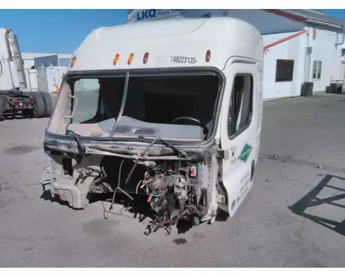 FREIGHTLINER CASCADIA 125 CAB