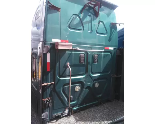 FREIGHTLINER CASCADIA 125 CAB