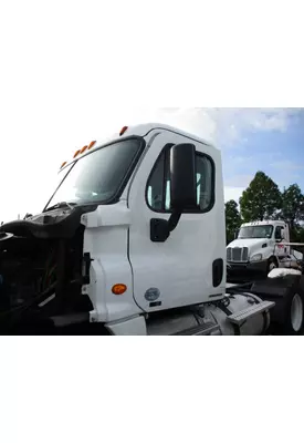 FREIGHTLINER CASCADIA 125 CAB