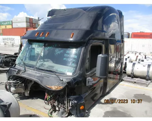 FREIGHTLINER CASCADIA 125 CAB