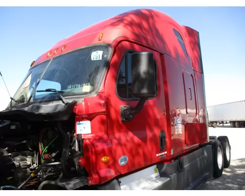 FREIGHTLINER CASCADIA 125 CAB