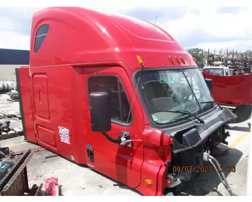 FREIGHTLINER CASCADIA 125 CAB