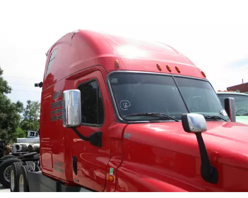 FREIGHTLINER CASCADIA 125 CAB