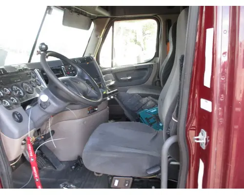 FREIGHTLINER CASCADIA 125 CAB