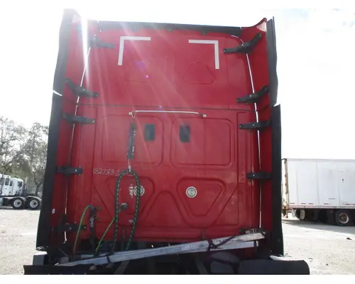 FREIGHTLINER CASCADIA 125 CAB