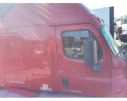 FREIGHTLINER CASCADIA 125 CAB