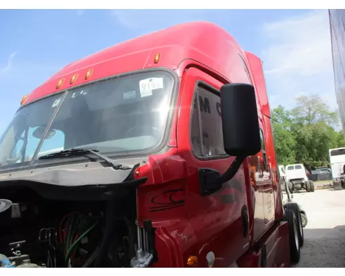 FREIGHTLINER CASCADIA 125 CAB