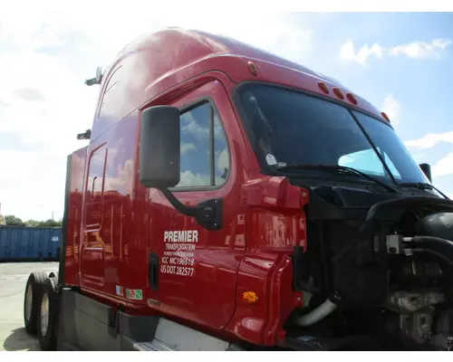 FREIGHTLINER CASCADIA 125 CAB