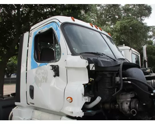 FREIGHTLINER CASCADIA 125 CAB