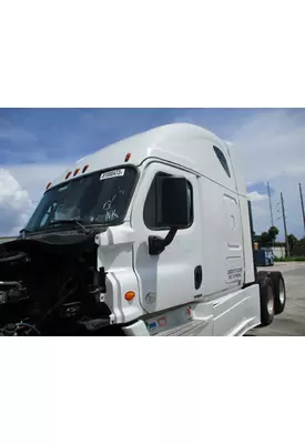 FREIGHTLINER CASCADIA 125 CAB