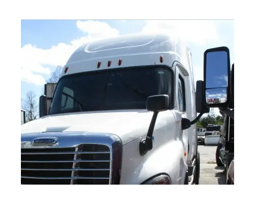 FREIGHTLINER CASCADIA 125 CAB