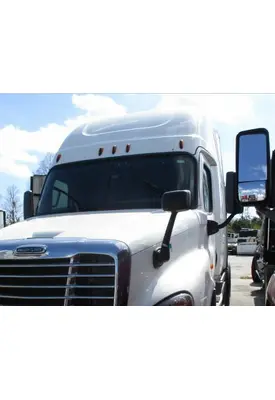 FREIGHTLINER CASCADIA 125 CAB