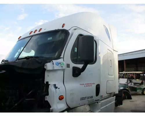 FREIGHTLINER CASCADIA 125 CAB