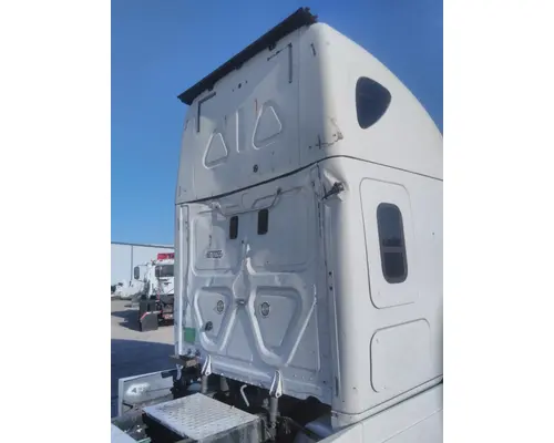 FREIGHTLINER CASCADIA 125 CAB