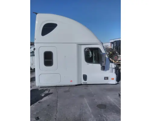 FREIGHTLINER CASCADIA 125 CAB