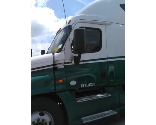 FREIGHTLINER CASCADIA 125 CAB