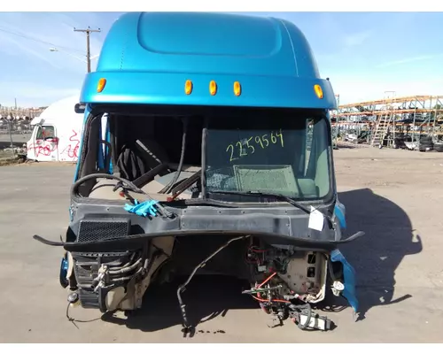 FREIGHTLINER CASCADIA 125 CAB