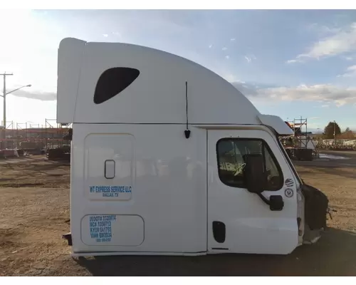 FREIGHTLINER CASCADIA 125 CAB