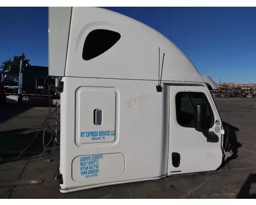 FREIGHTLINER CASCADIA 125 CAB
