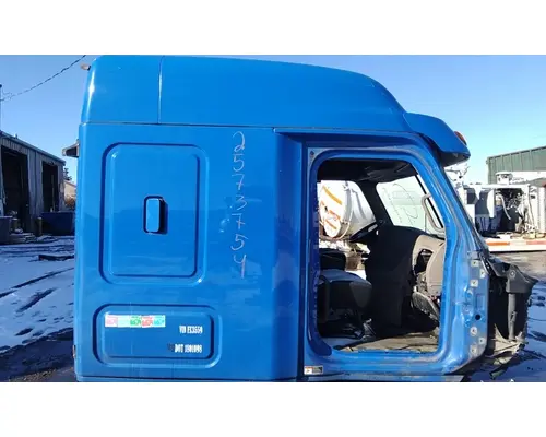 FREIGHTLINER CASCADIA 125 CAB