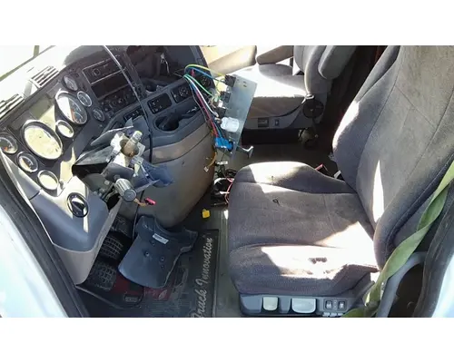 FREIGHTLINER CASCADIA 125 CAB