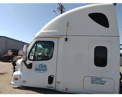 FREIGHTLINER CASCADIA 125 CAB