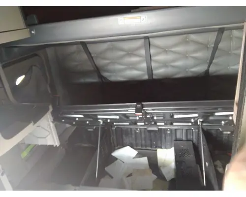 FREIGHTLINER CASCADIA 125 CAB
