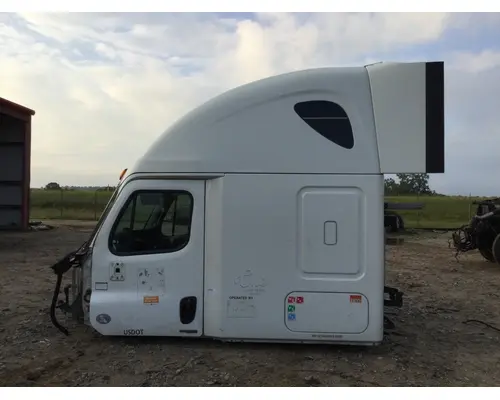 FREIGHTLINER CASCADIA 125 CAB