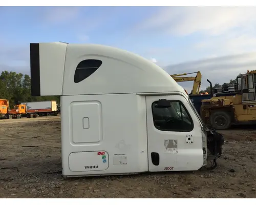 FREIGHTLINER CASCADIA 125 CAB